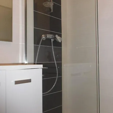 Apartamento Confortable 2 Pieces A Canet-plage Avec Loggias Et Parking - Fr-1-696-100 *
