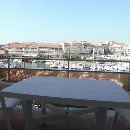 Apartment Confortable 2 Pieces A Canet-plage Avec Loggias Et Parking - Fr-1-696-100 Canet-en-Roussillon